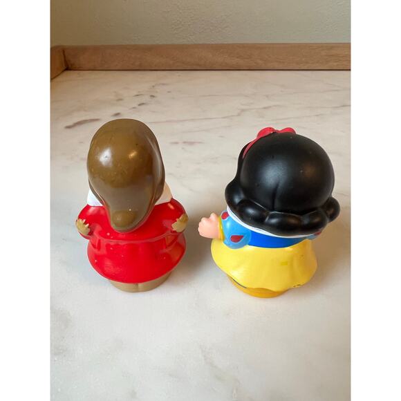 Fisher-Price Little People Disney Snow White & Seven Dwarfs Characters Toy 2012 - Picture 10 of 11